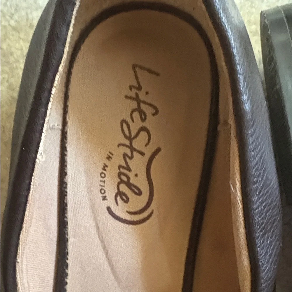 Life Stride Dark Brown Faux Leather “Catalina” Loafers-Size 9W